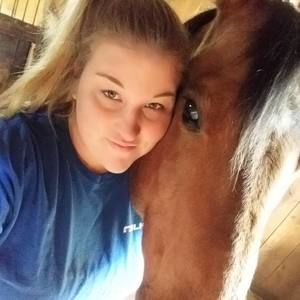 Meet your Posher, Abigail